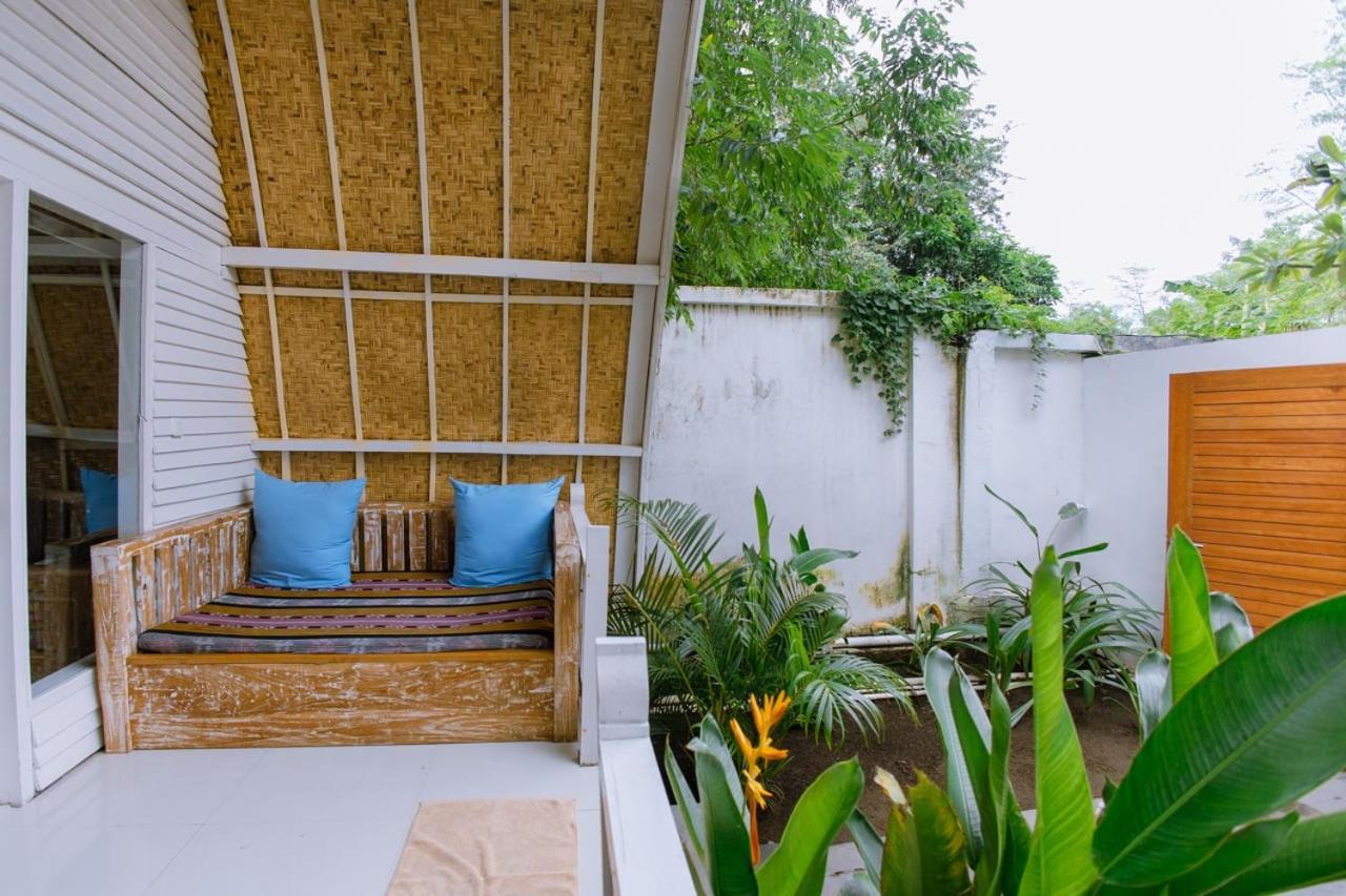 Unzipp Bungalows Gili Air Exterior photo